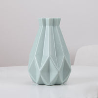 Plastic Decoration PE Drop-proof Vase Display