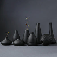 Creative black ceramic small vase | Ceramic Vase | RB&RAMICS