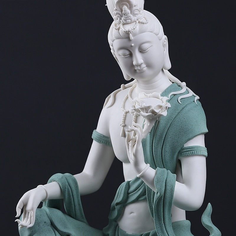 Ceramic ornament "Lotus Water Moon Guanyin" Viewed from Nanhai Guanyin Bodhisattva worshiping household Buddha statues