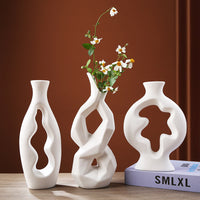 Creative Simple Hollow Line Ceramic Vase