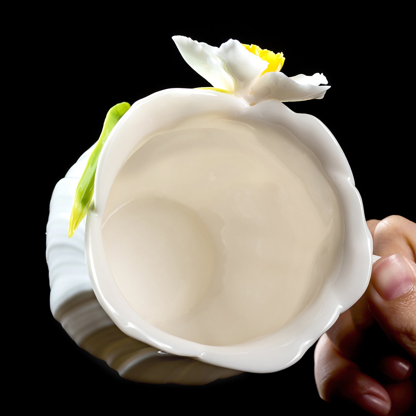 Intangible Cultural Heritage Hand-Sculpted Ceramic Narcissus Flower Water Cup Coffee Mug - 100% Handcrafted