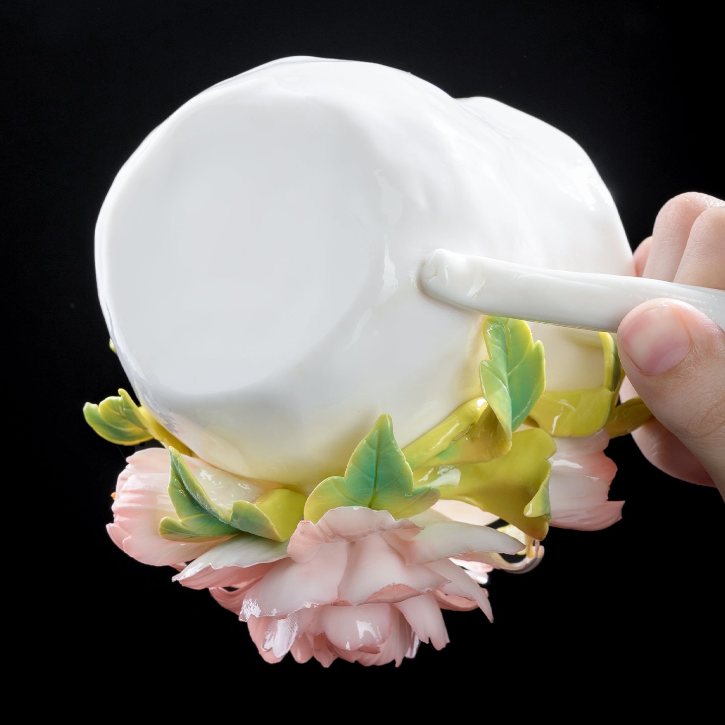 Intangible Cultural Heritage Hand-Sculpted Peony Ceramic Water Cup & Coffee Mug - 100% Handcrafted