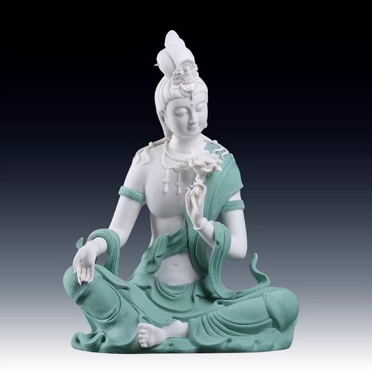 Ceramic ornament "Lotus Water Moon Guanyin" Viewed from Nanhai Guanyin Bodhisattva worshiping household Buddha statues