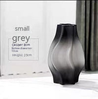 Modern Minimalist Small Whirlwind Porcelain Glass Vase